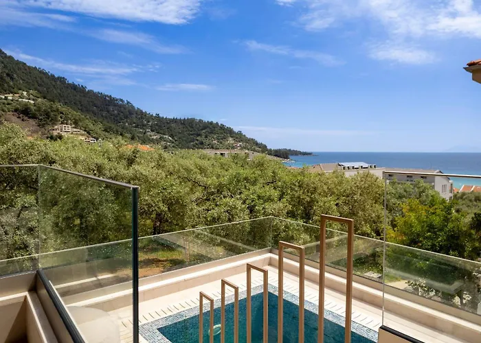 Quintessina Luxury Chrysi Ammoudia